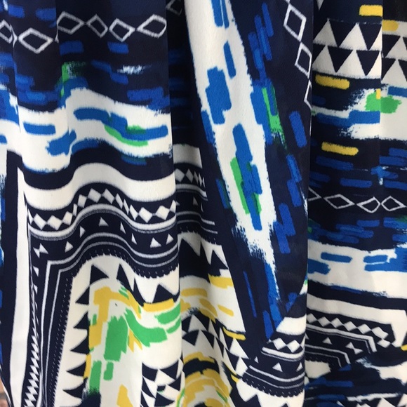 Renee Blue/White Sleeveless Top - Medium - Picture 4 of 4